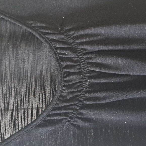 Sz M Black Rickis sleeveless top with smocking on scoop front - Picture 3 of 5